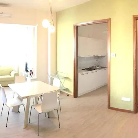 דירה Viale Flavio Gioia